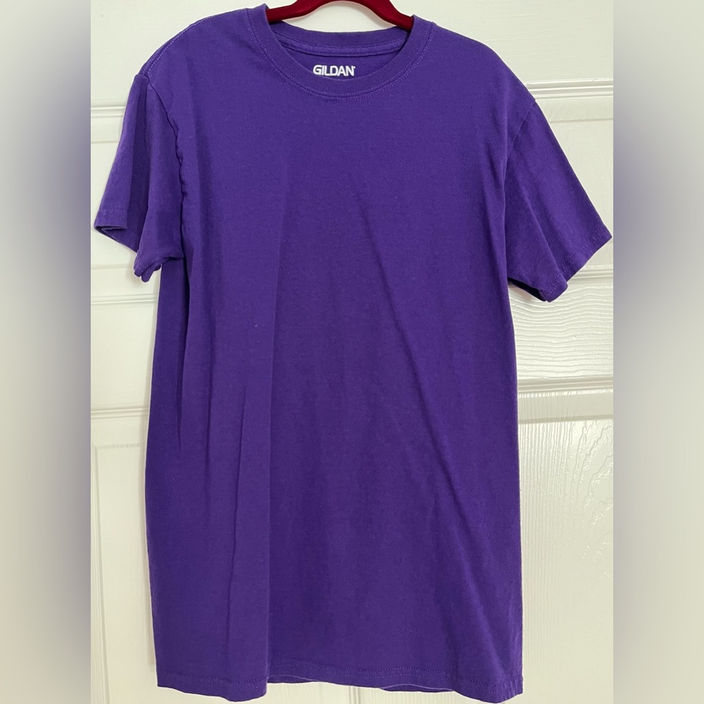 Short-sleeve t-shirt, solid purple, S